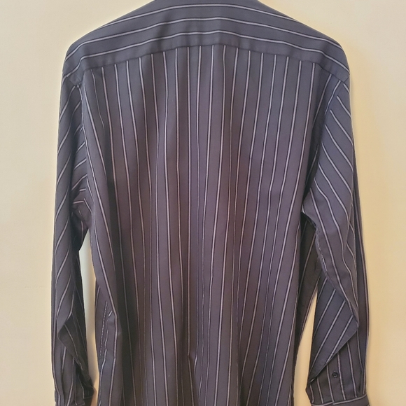 TAYLOR BYRD button down - Picture 3 of 6